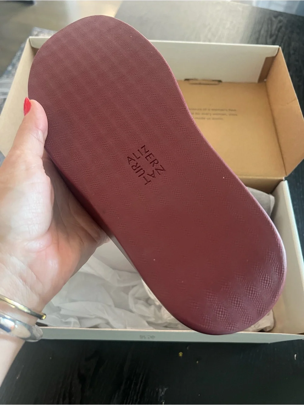 Naturalizer Wine Red Crossover Slide Sandals 7.5